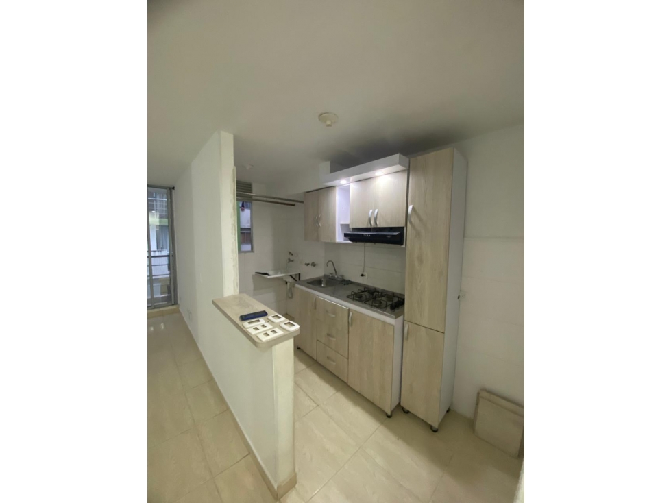 Vendo apartamento 3 habitaciones avenida ambala — foto 2