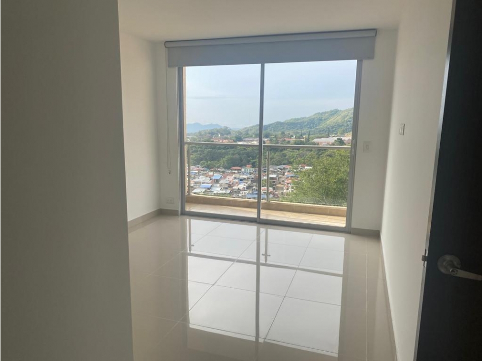 VENDO HERMOSO APTO EN PISO 3 EN PIEDRA PINTADA ALTA — foto 6