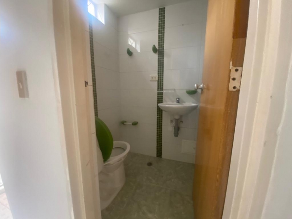 VENDO CASA BIFAMILIAR URBANIZACION LA CAMPIÑA - 6