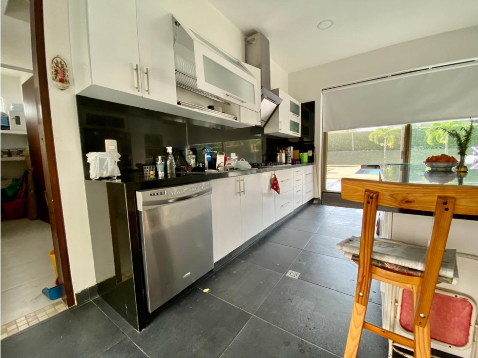 VENDO CASA LOTE EN CONDONOMIO VIA PICALEÑA — foto 2
