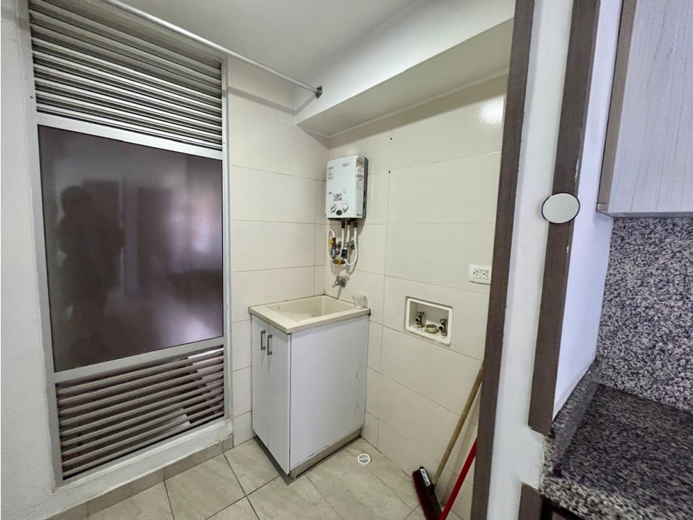 VENDO APARTAMENTO PISO 8 SECTOR FLORIDA — foto 6