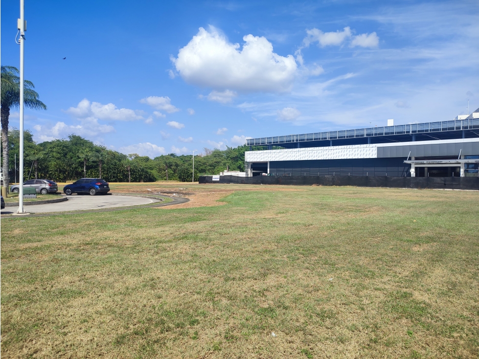 Lote comercial en Santa María — foto 2