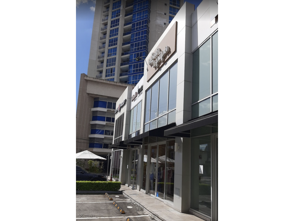 Se Alquila Local Comercial en Plaza 66 San Francisco - 2
