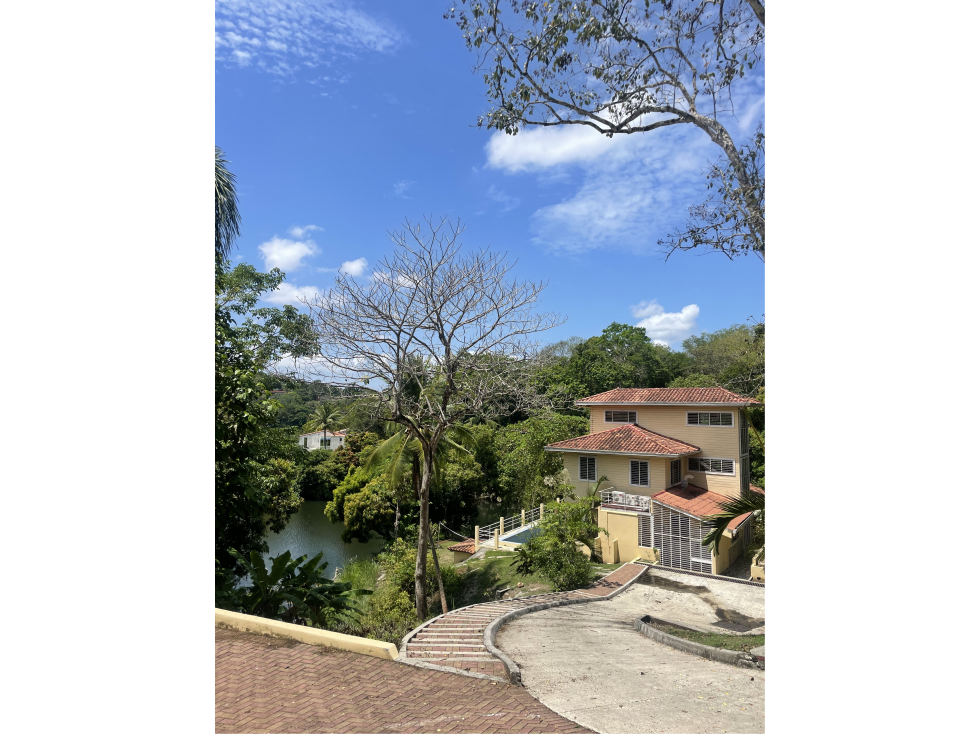 Casa Frente Al Lago Las Cumbres — foto 2