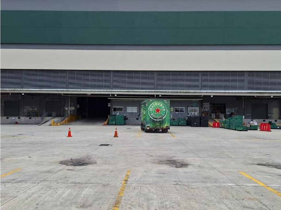 Amplia Bodega en Arraiján — foto 3