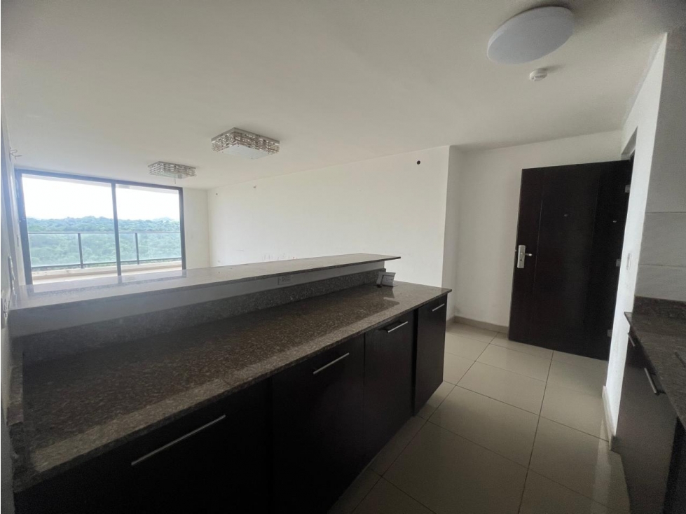 SEA CONFIABLE VENDE APARTAMENTO EN PH PORTOFINO 3 RECAMARAS — foto 3