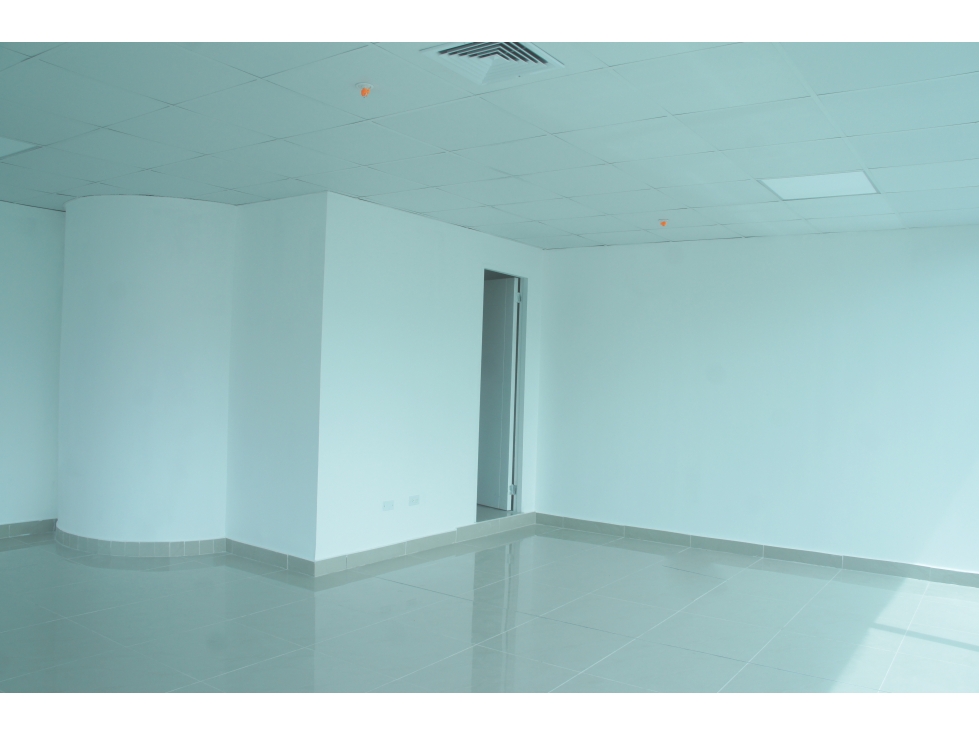 SEA CONFIABLE VENDE O ALQUILA EN OCEANIA BUSINESS PLAZA — foto 3
