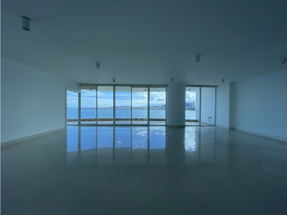 SEA CONFIABLE VENDE APARTAMENTO EN PH THE POINT PAITILLA — foto 3