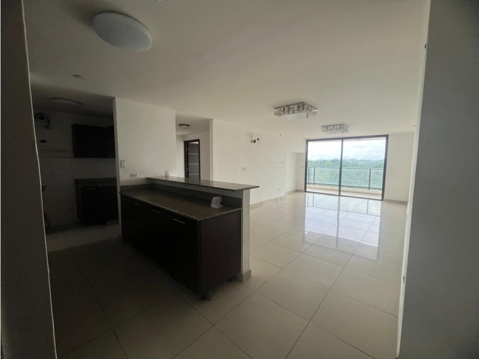 SEA CONFIABLE VENDE APARTAMENTO EN PH PORTOFINO 3 RECAMARAS