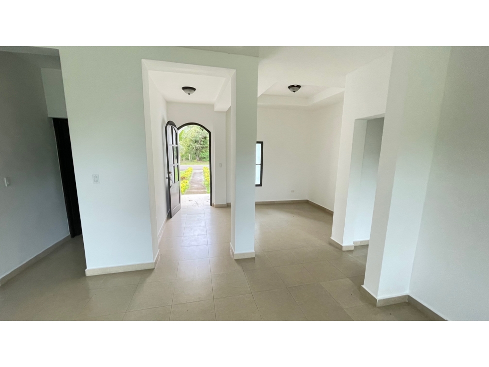SEA CONFIABLE VENDE CASA EN HACIENDA PACIFICA - 4