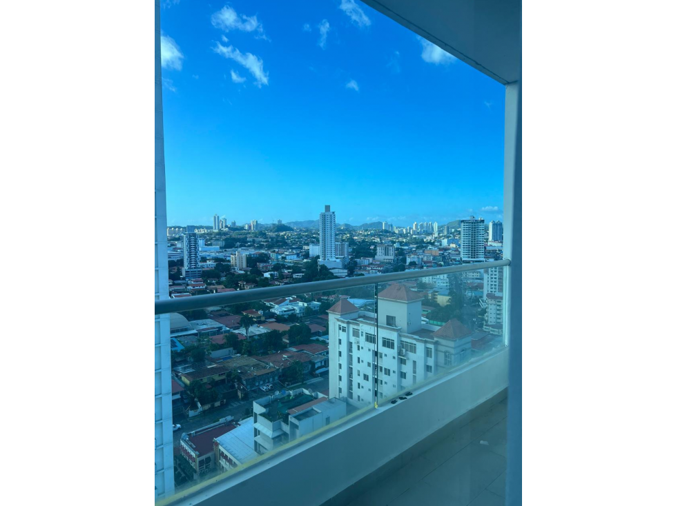 SEA CONFIABLE VENDE O ALQUILA APARTAMENTO EN PH RAINBOW AMOBLADO — foto 2