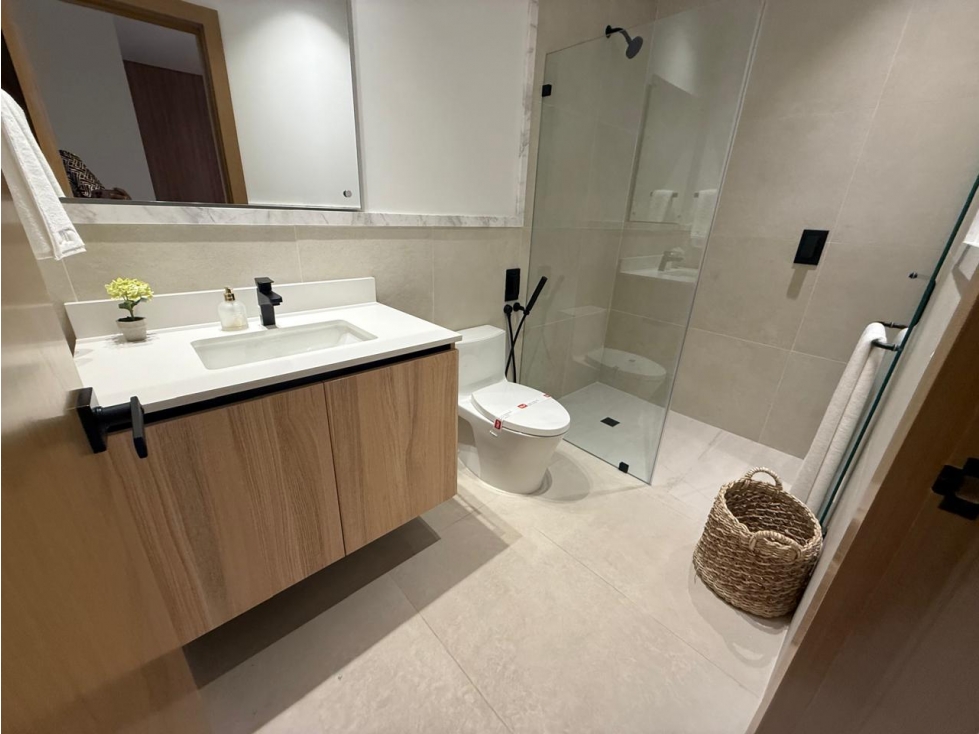 SEA CONFIABLE VENDE APARTAMENTO EN PH OCEANA 2 RECAMARAS — foto 6