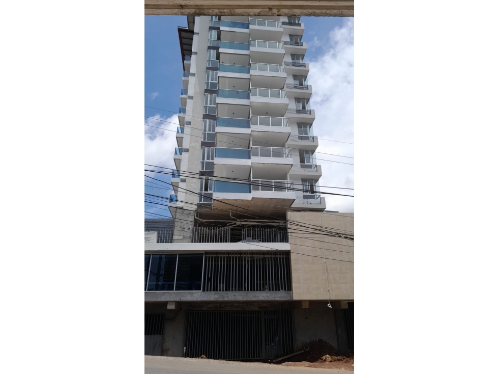 SEA CONFABLE VENDE AVENIDA LA PAZ PH TORRE 74 ENTREGA INMEDIATA — foto 4