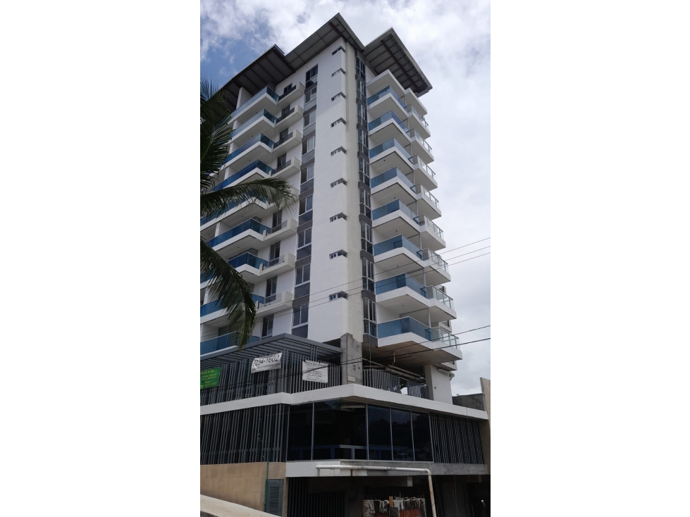 SEA CONFABLE VENDE AVENIDA LA PAZ PH TORRE 74 ENTREGA INMEDIATA