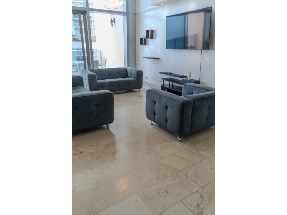 SEA CONFIABLE VENDE O ALQUILA APARTAMENTO PH GRAND TOWER AMOBLADO — foto 3
