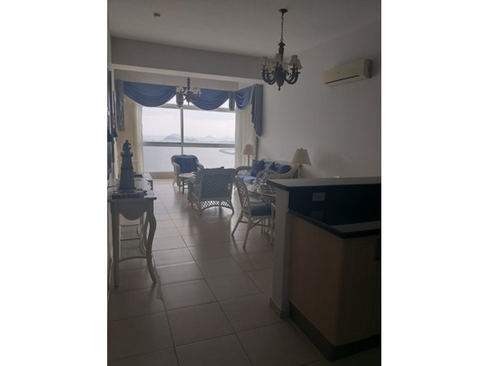 SEA Confiable Vende Apartamento Avenida Balboa PH Vista Mar - 1