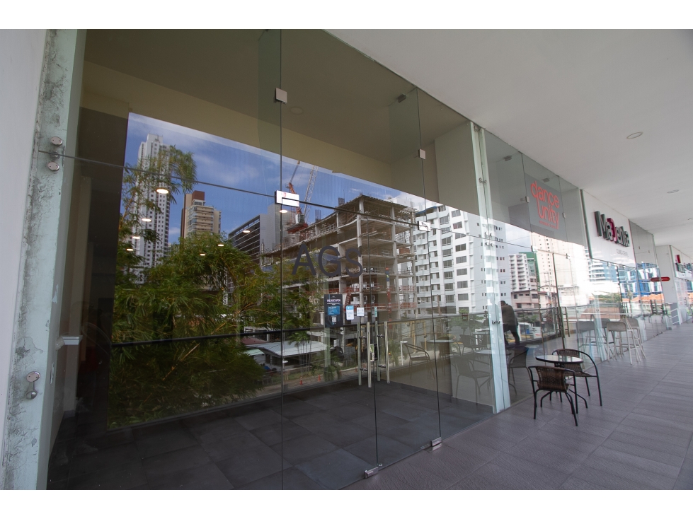 SEA CONFIABLE ALQUILA LOCAL COMERCIAL EN PLAZA 76 SAN FRANCISCO — foto 4