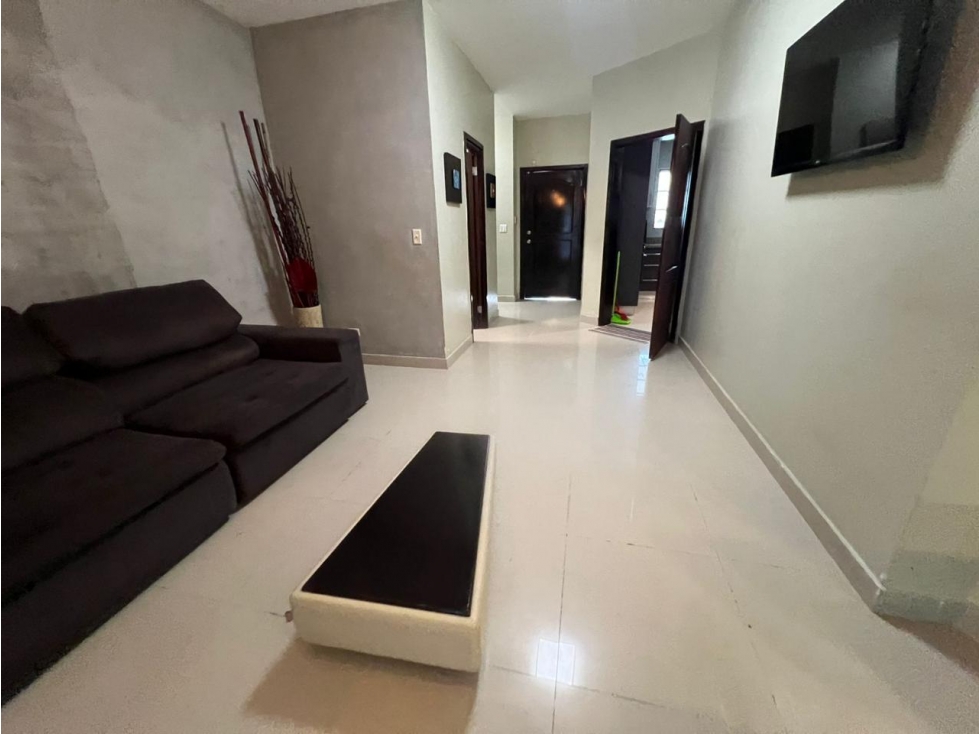 SEA CONFIABLE VENDE HERMOSA CASA EN BOSQUES DE LOS CIBELES — foto 3