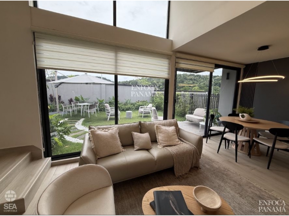 Casas con Paneles Solares Panamá Norte Cerca de la Ciudad + Naturaleza — foto 2