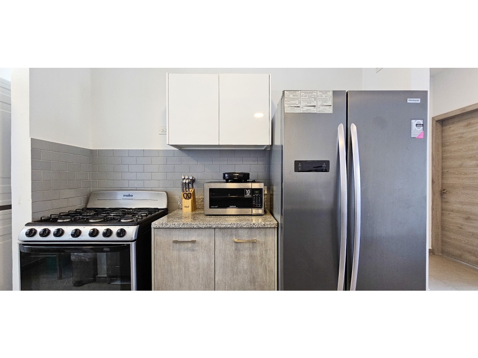 SEA CONFIABLE VENDE O ALQUILA APARTAMENTO EN PH SIGNATURE POINT — foto 4