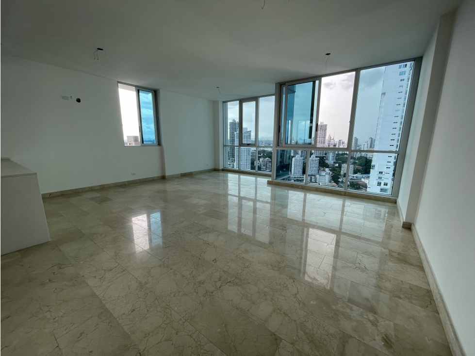 SEA CONFIABLE VENDE PENTHOUSE EN AVENIDA BALBOA