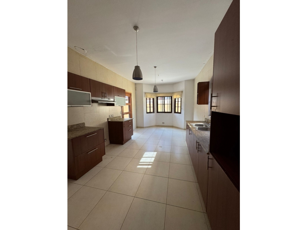 SEA CONFIABLE VENDE CASA EN EL DORAL COSTA SUR — foto 6