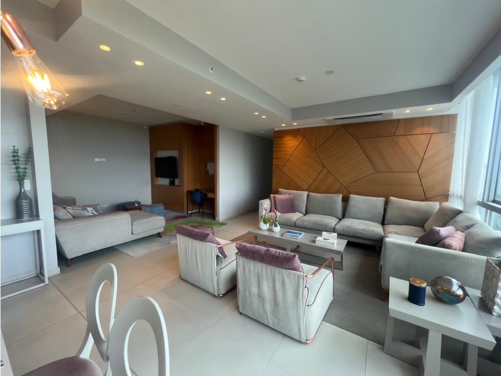 SEA CONFIABLE VENDE O ALQUILA APARTAMENTO PH MAUI