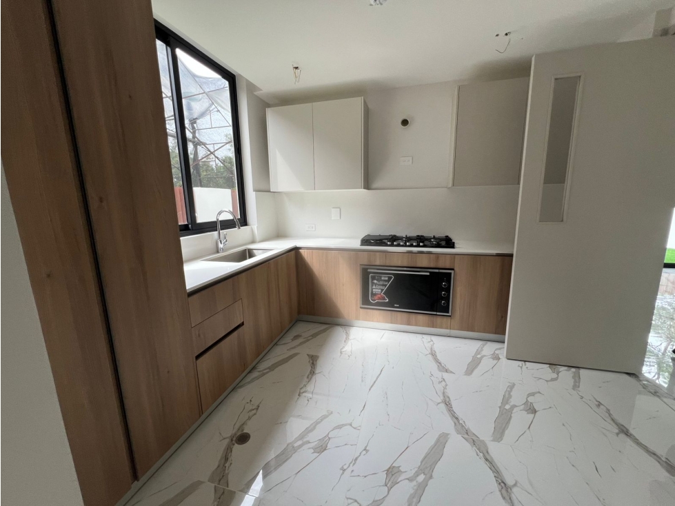 SEA CONFIABLE VENDE HERMOSA CASA EN ALBROOK9 EN ANCON — foto 5