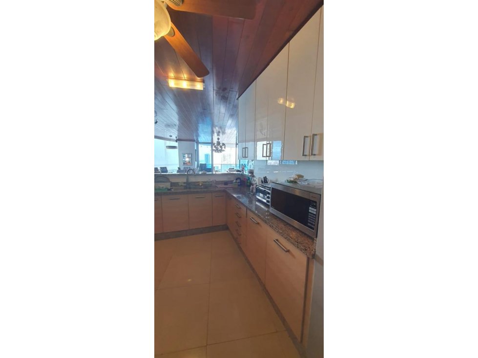 SEA CONFIABLE VENDE LUJOSO APARTAMENTO EN PH JOY SAN FRANCISCO — foto 3