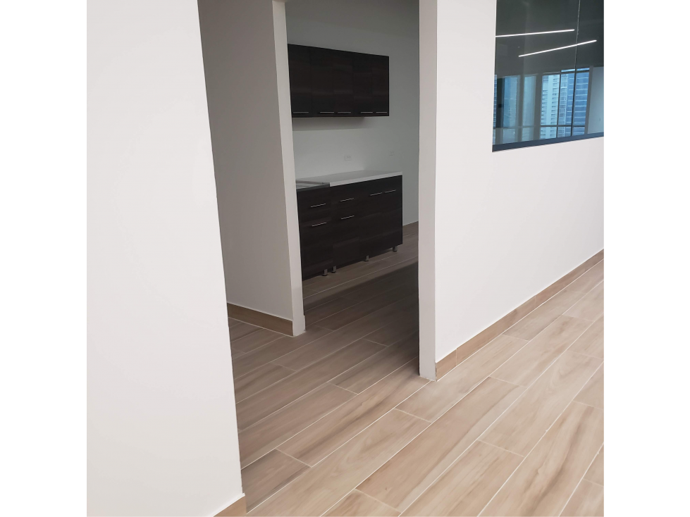 SEA CONFIABLE ALQUILA OFICINAS EN FINANCIAL CENTER — foto 4