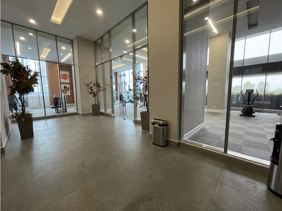 SEA CONFIABLE VENDE APARTAMENTO COSTA DEL ESTE VISTA A LA CIUDAD — foto 2
