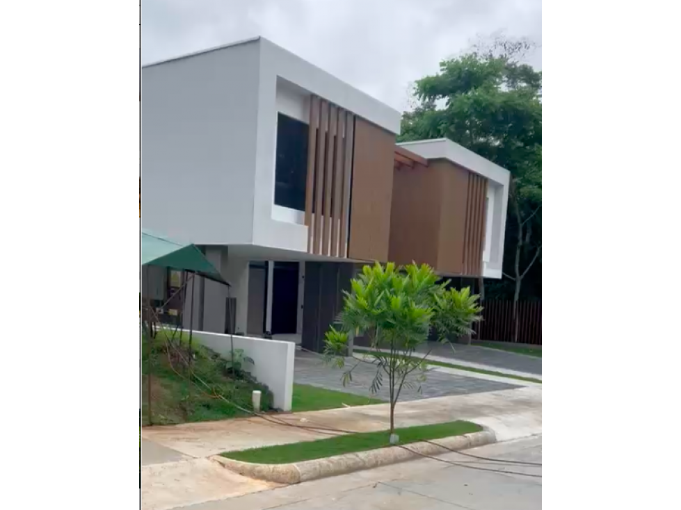 SEA CONFIABLE VENDE HERMOSA CASA EN ALBROOK9 EN ANCON — foto 3