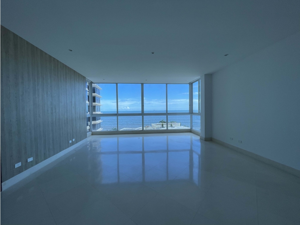 SEA CONFIABLE VENDE APARTAMENTO EN PH THE POINT PAITILLA — foto 6