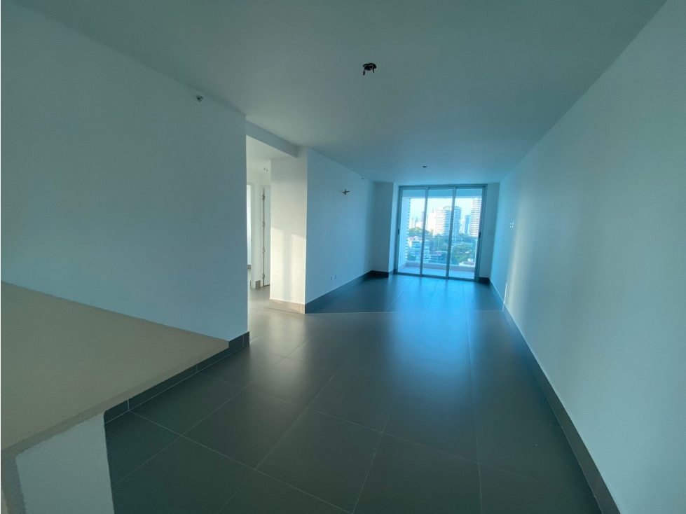 SEA CONFIABLE VENDE APARTAMENTO PH ALTAMIRA 3 RECAMAS — foto 4