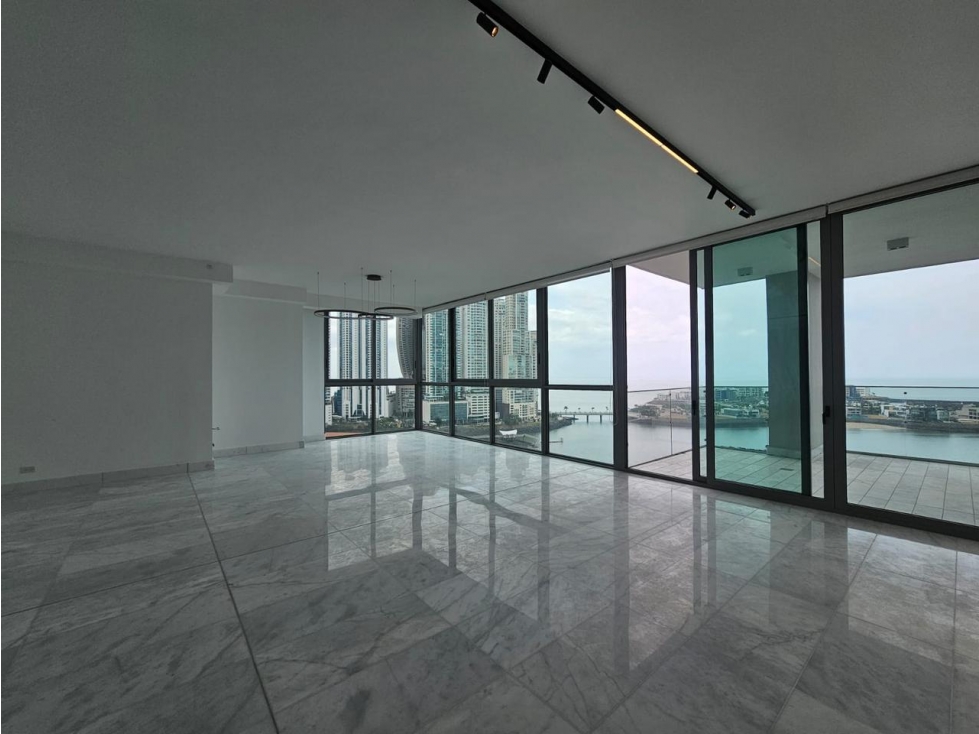SEA CONFIABLE ALQUILA APARTAMENTO PH SEA POINT — foto 4