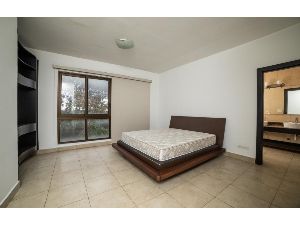 SEA CONFIABLE VENDE APARTAMENTO EN PH AMADOR HEIGHTS 3 RECAMARAS — foto 6