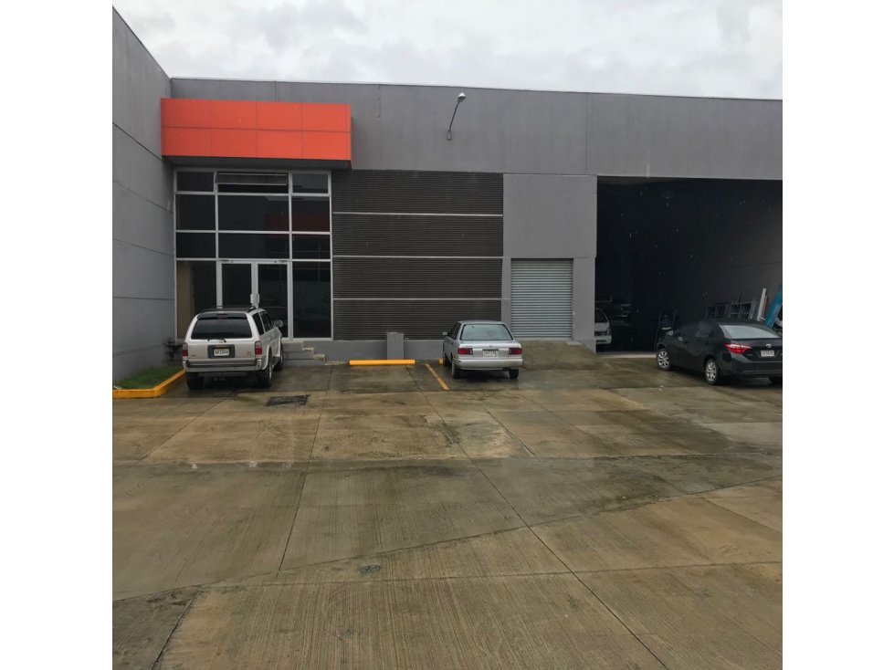 SEA Confiable Vende Galera en Parque Industrial Las Americas - 1