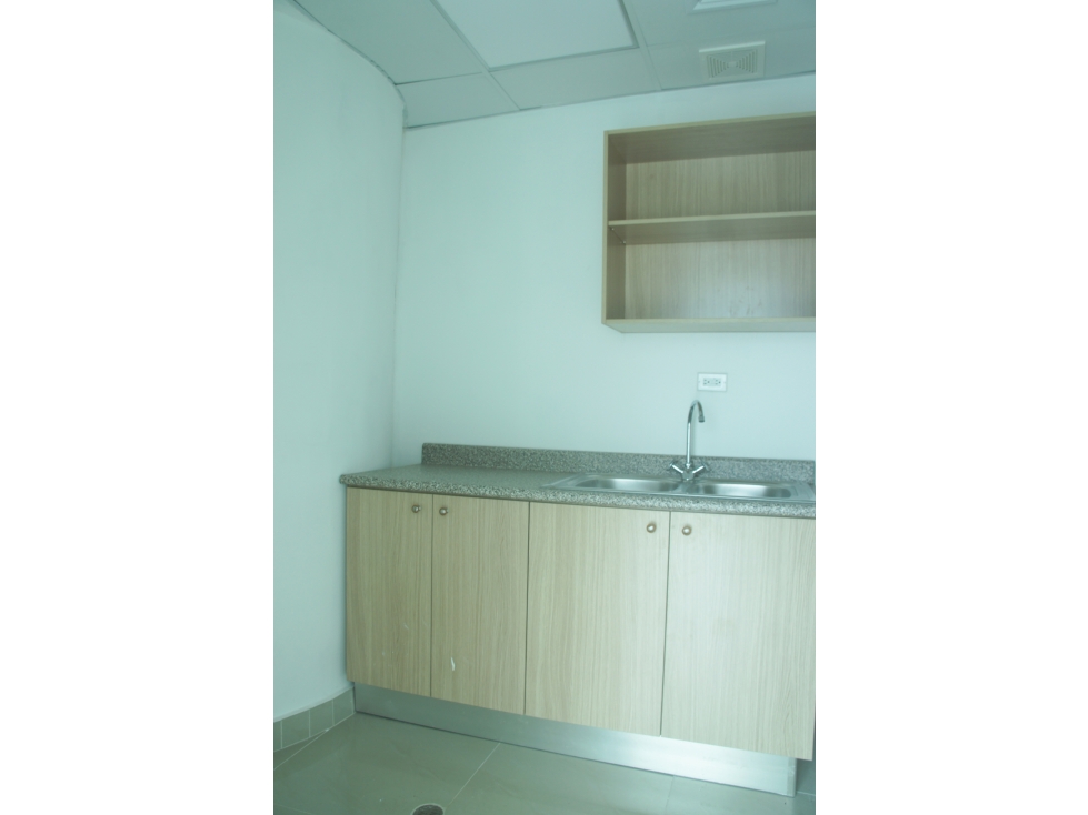 SEA CONFIABLE VENDE O ALQUILA EN OCEANIA BUSINESS PLAZA — foto 6
