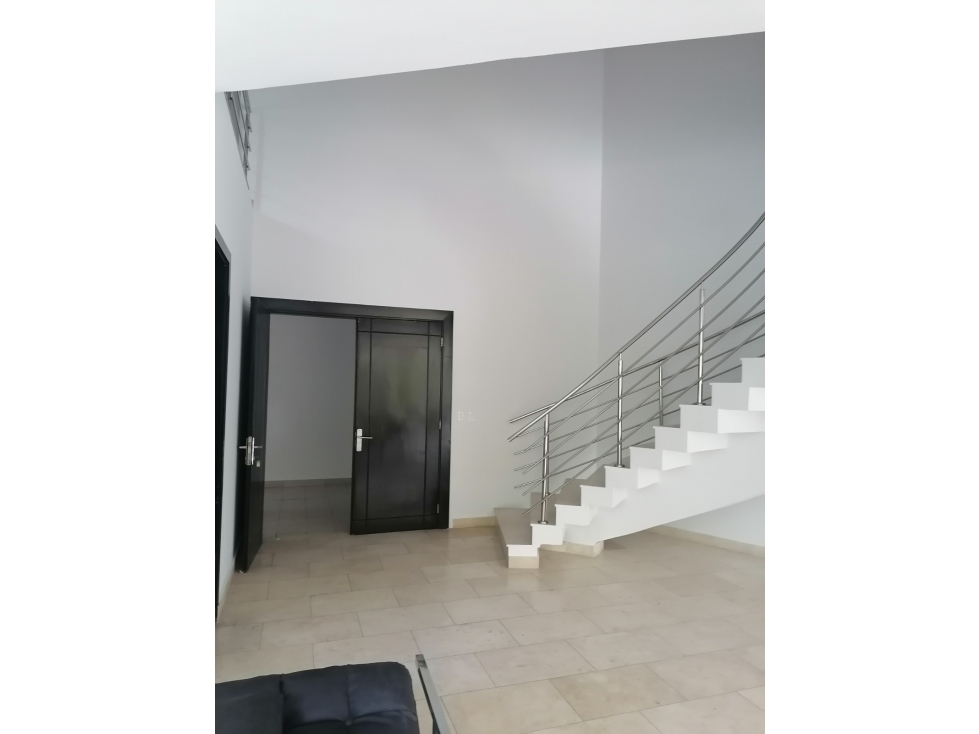 SEA Confiable Vende Apartamento PH The Bridge Tipo Loft — foto 3