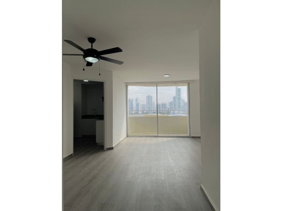 SEA CONFIABLE ALQUILA APARTAMENTO EN PH EXCELSIOR