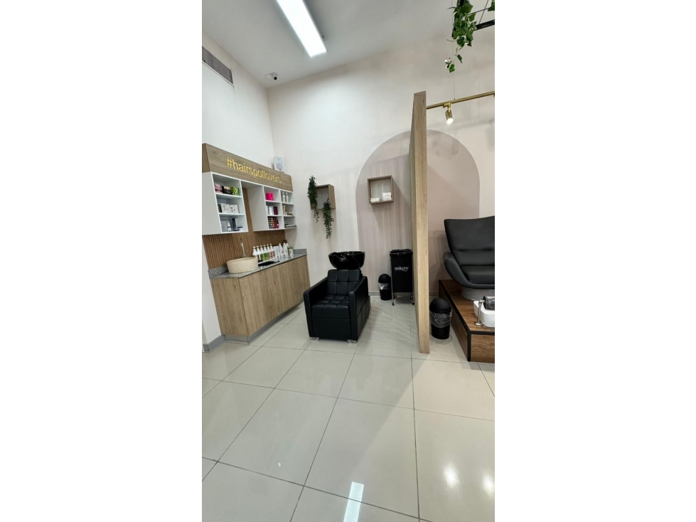 Tu Salón de Belleza Amoblado en Obarrio | 78 m² Oportunidad Comercial — foto 6