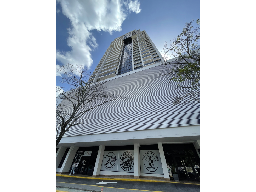 SEA CONFIABLE ALQUILA O ALQUILA CON OPCION A COMPRA PH CARRERAS TOWER
