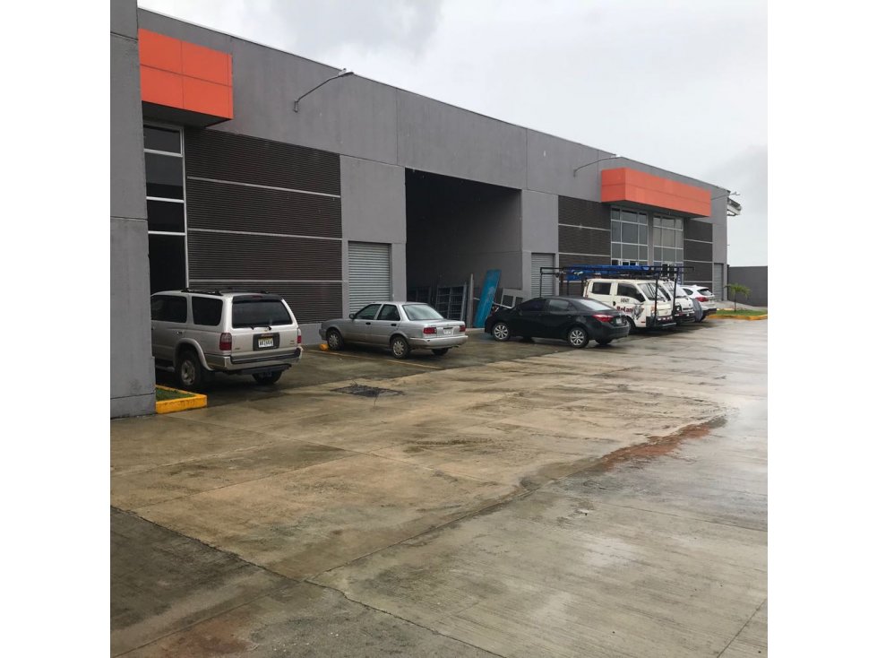 SEA Confiable Vende Galera en Parque Industrial Las Americas - 2