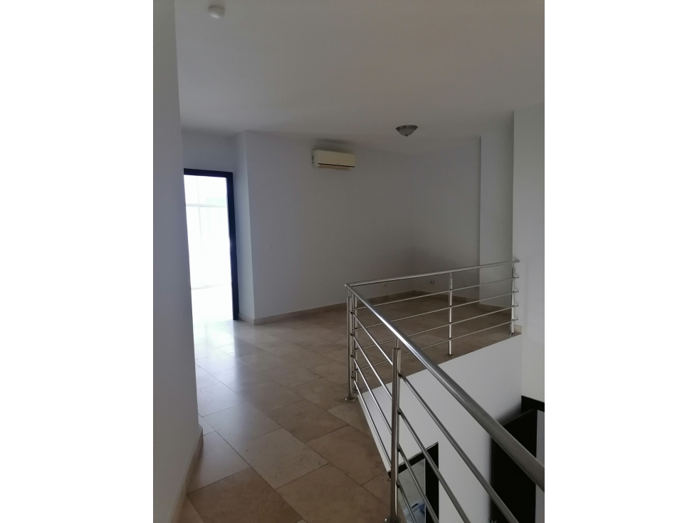 SEA Confiable Vende Apartamento PH The Bridge Tipo Loft — foto 6