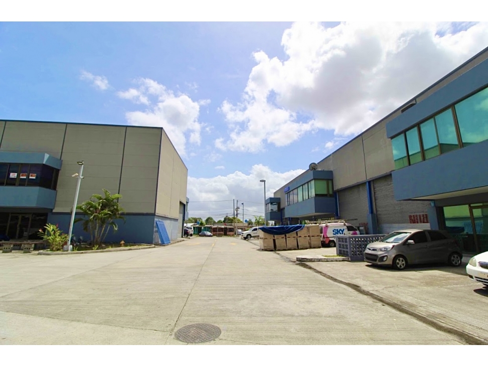 SEA CONFIABLE VENDE OFIDEPOSITO EN WAREHOUSE PARK