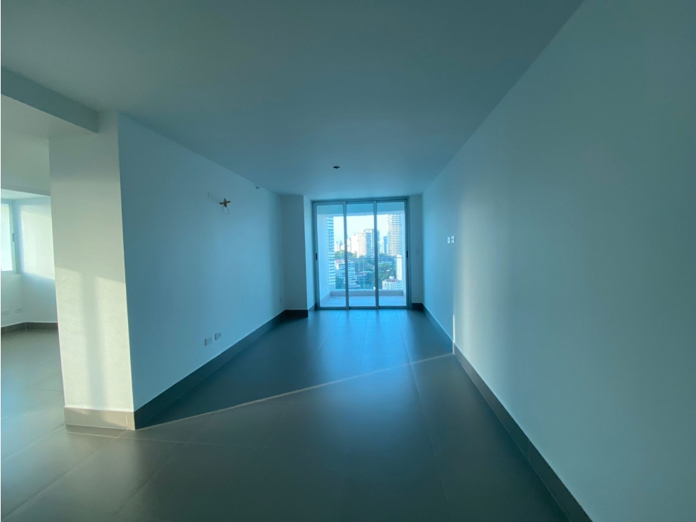 SEA CONFIABLE VENDE APARTAMENTO PH ALTAMIRA 3 RECAMAS — foto 5