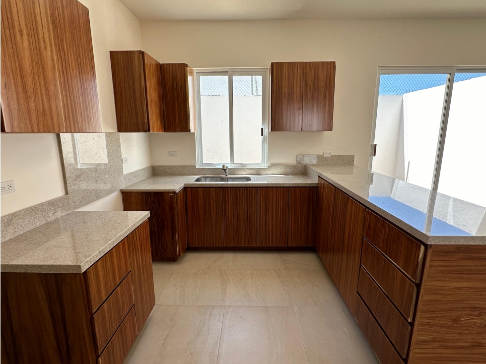 Se Vende Casa En Fracc Monte Real Privada Del Rey, San Jose — foto 4
