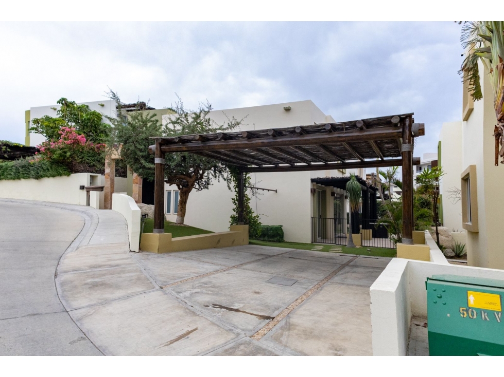 Casa de 4 Recamaras en Renta - 3