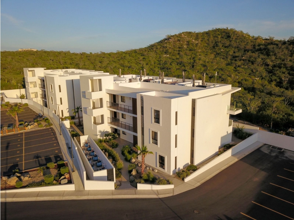 VENTA DE DEPARTAMENTO EN CUMBRE DEL TEZAL, CABO SAN LUCAS, B.C.S RF-76
