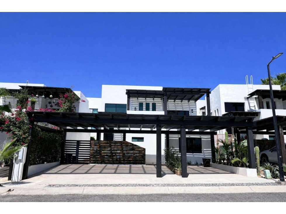VENTA DE CASA EN CUMBRE DEL TEZAL, CABO SAN LUCAS, B.C.S LM-87
